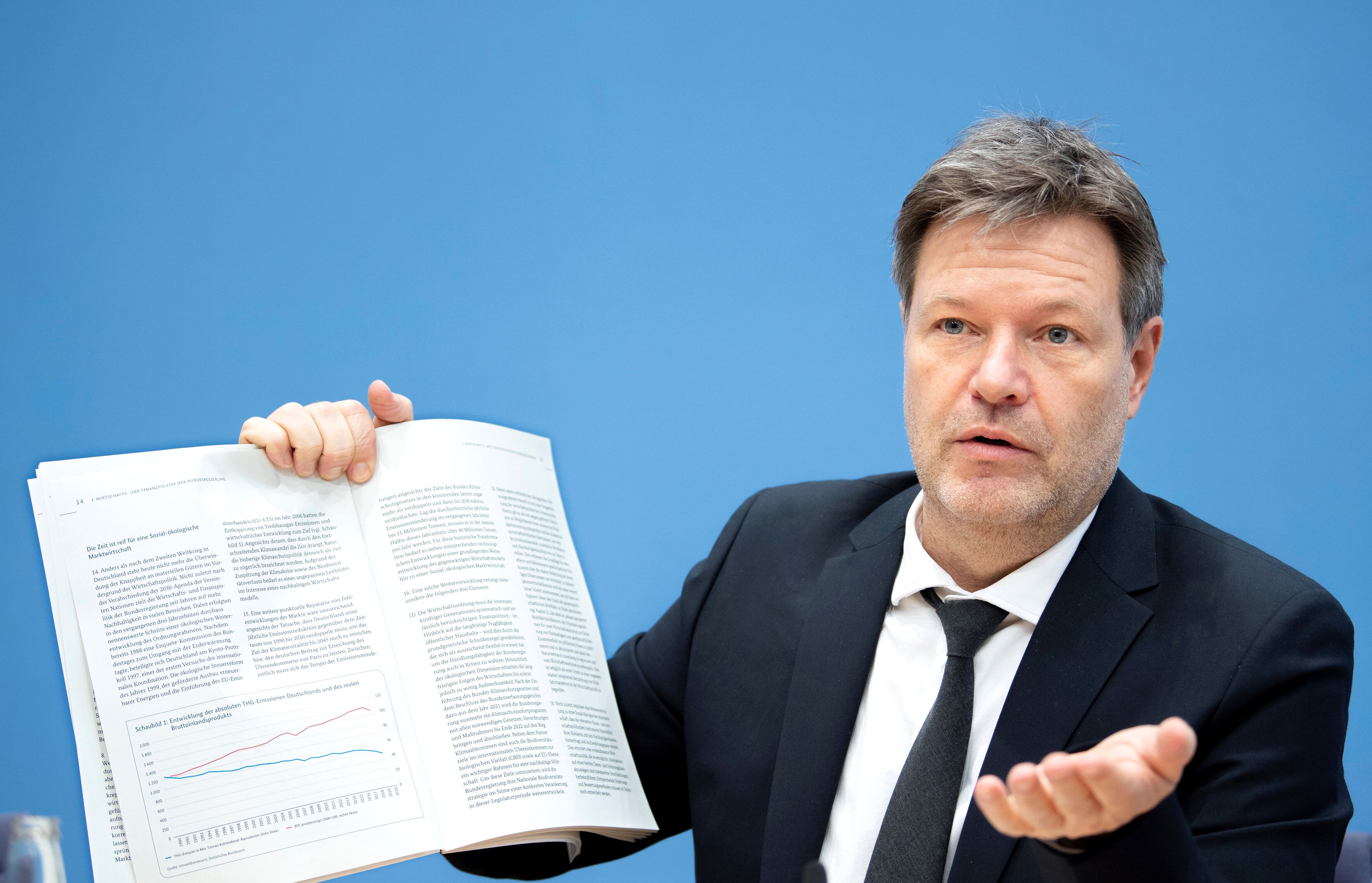 In ersten Bundesländern wird der Strom knapp! Netzbetreiber warnen ihre Kunden