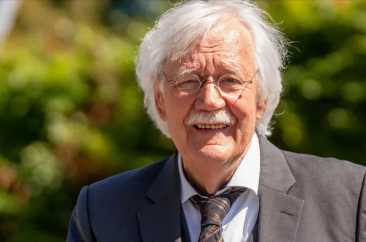 Carlo von Tiedemann seit Monaten verschwunden! Not-OP! Er kämpft um sein Leben